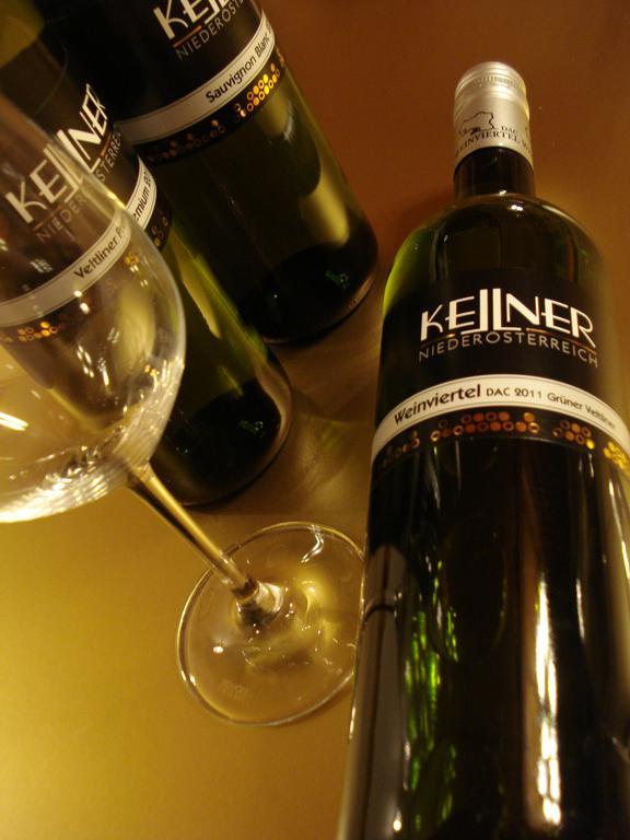 Hotel Pension Rudi - Weingut Kellner Pulkau Zewnętrze zdjęcie